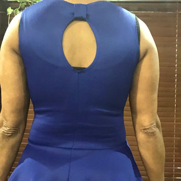 Top - Picture 2 of 3